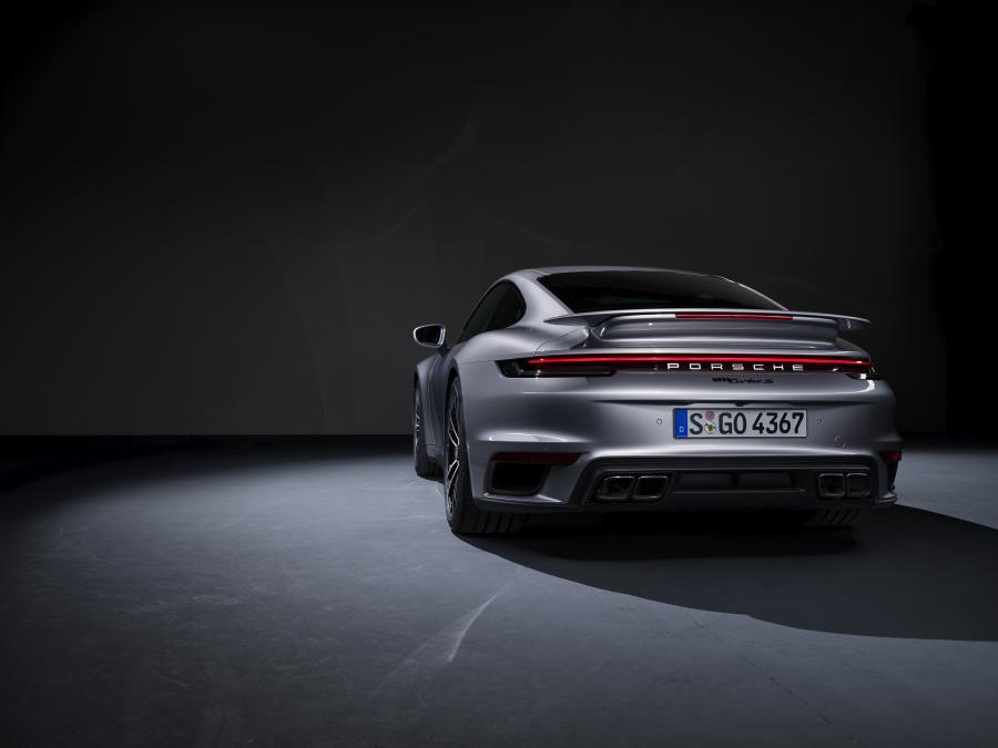  Porsche 911 Turbo S (992) 2020 года  (WW) (фото 33 из 49)